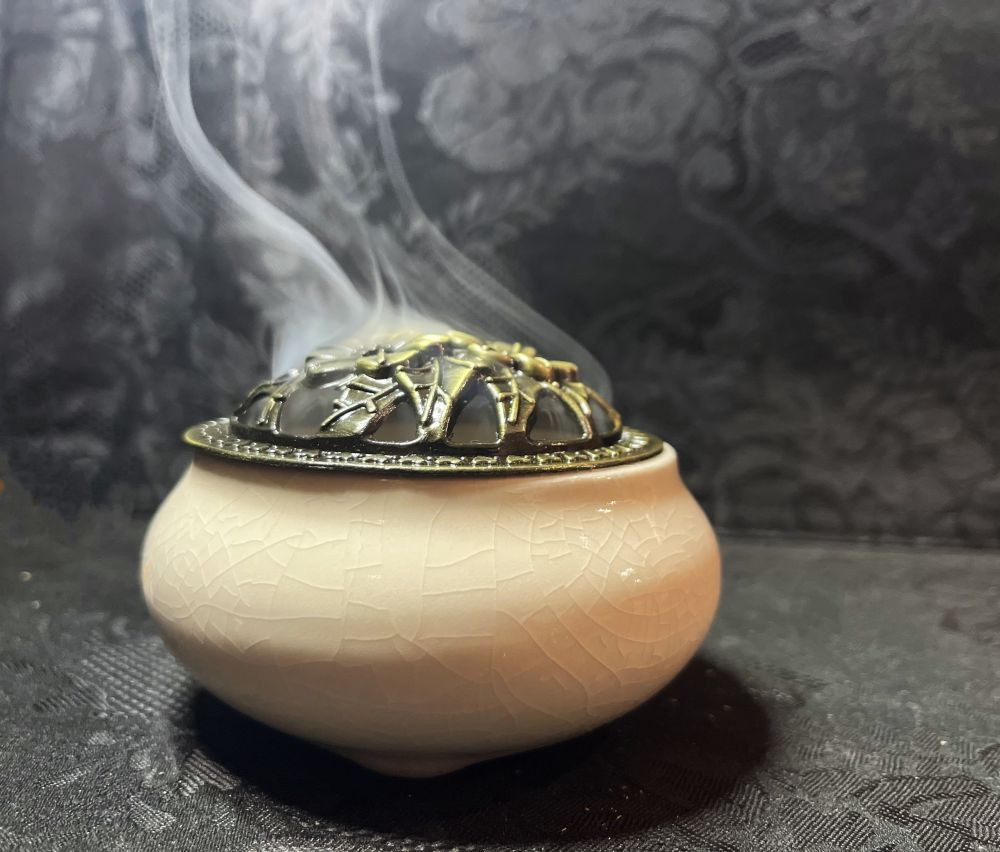 Round Incense Burner- White