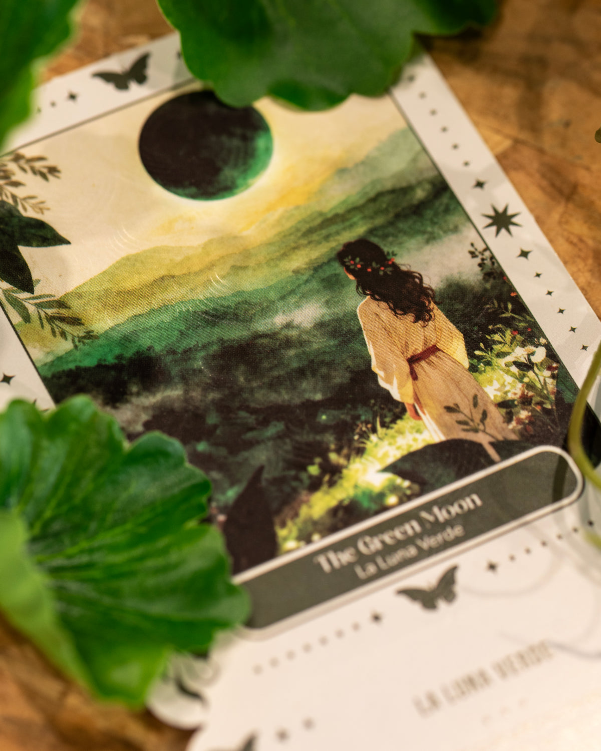 Incense Oracle of Green Witch Lilies and White Tea